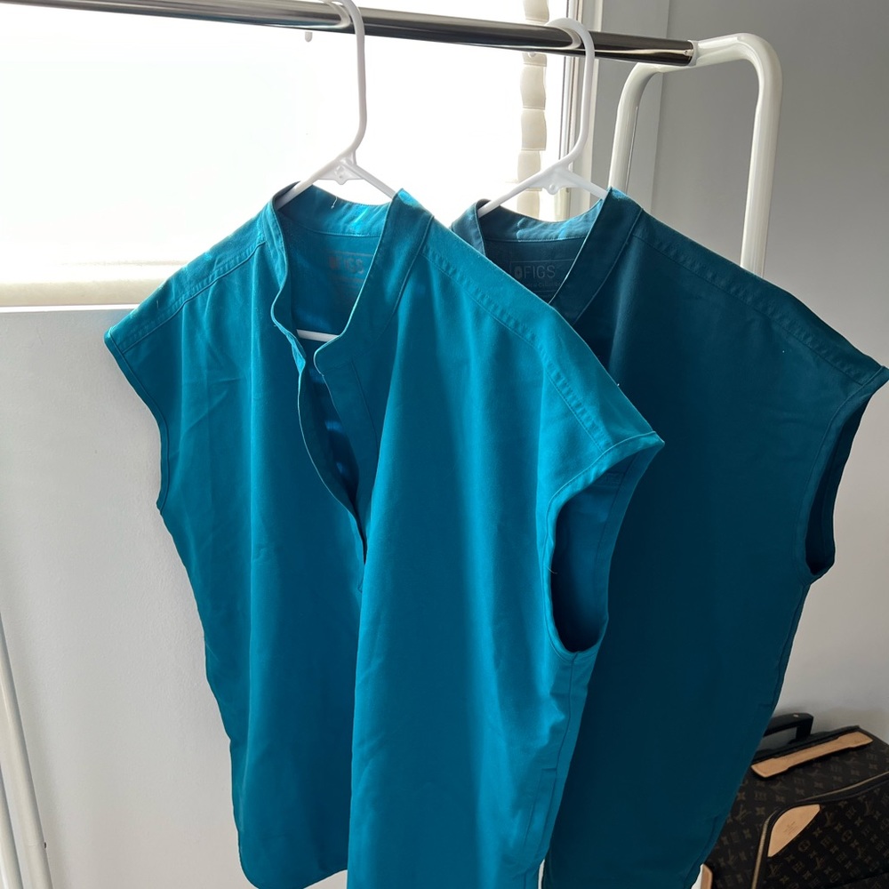 Figs Rafaela Scrub tops